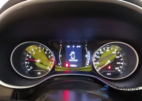 2018 Jeep Compass Latitude 4X4 from USA, damaged, VIN 3C4NJDBBXJT349731